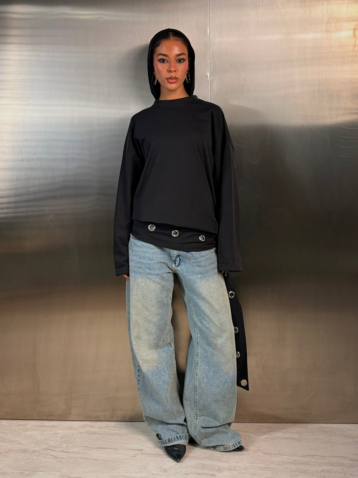 Ndustry top in black