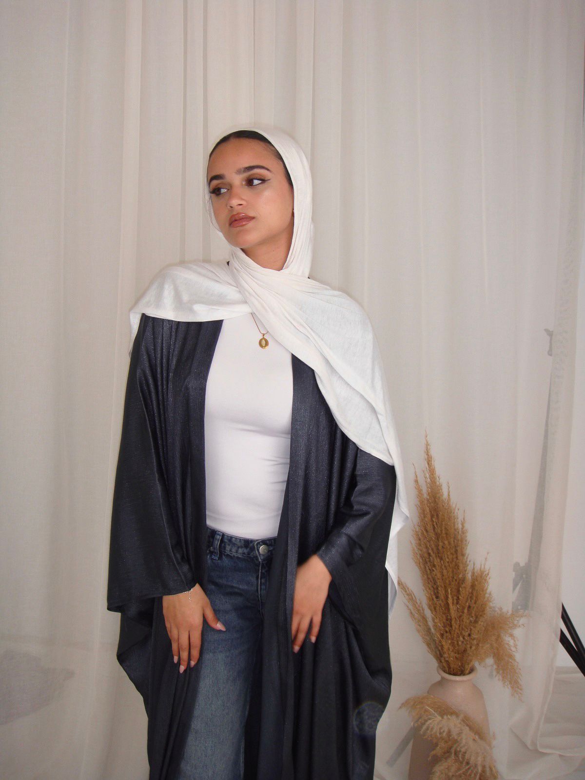 Layali kaftan in midnight grey